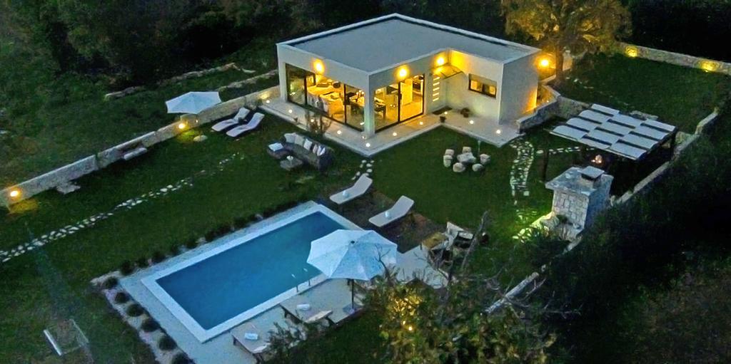 Luxury Villa Luminosa Спліт Номер фото